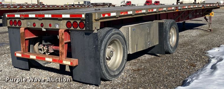image for item IG9704 2006 Transcraft Eagle NW2  flatbed trailer