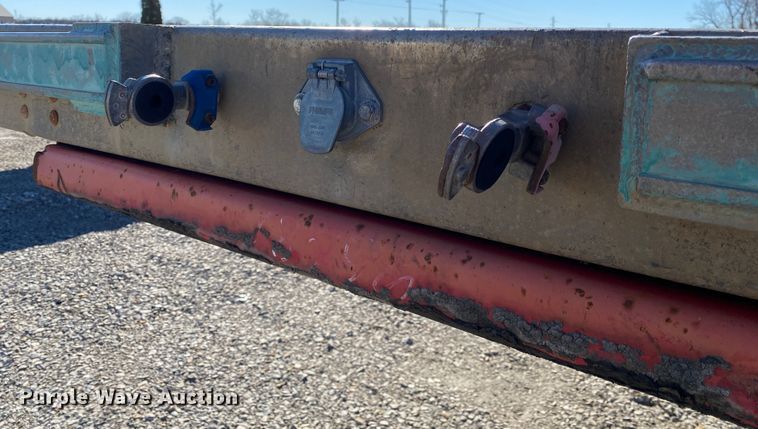 image for item IG9704 2006 Transcraft Eagle NW2  flatbed trailer