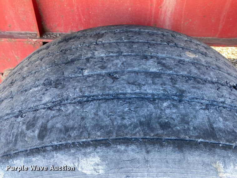 image for item IG9704 2006 Transcraft Eagle NW2  flatbed trailer