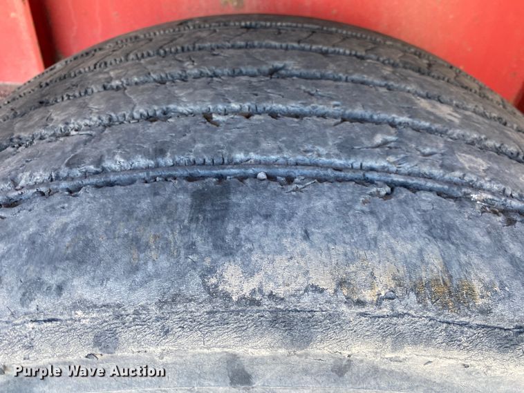 image for item IG9704 2006 Transcraft Eagle NW2  flatbed trailer