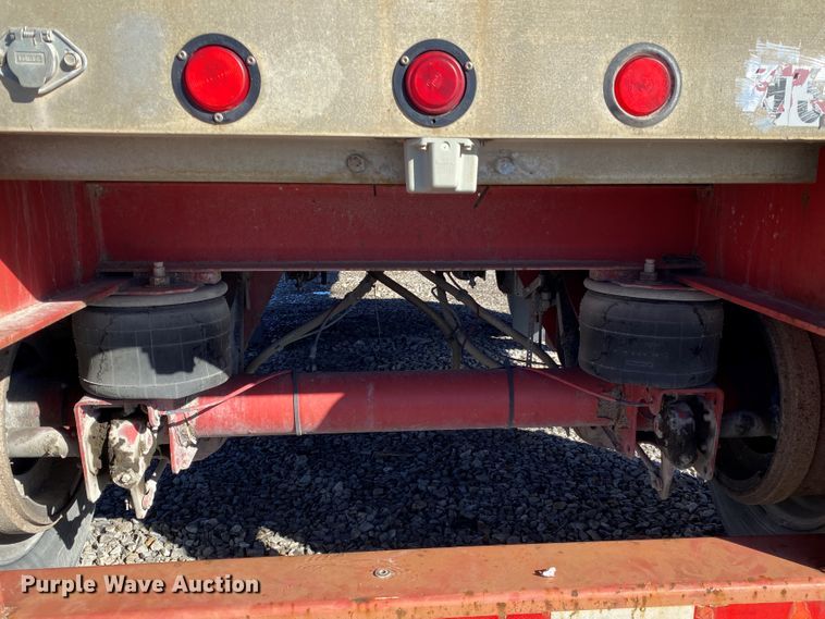 image for item IG9704 2006 Transcraft Eagle NW2  flatbed trailer