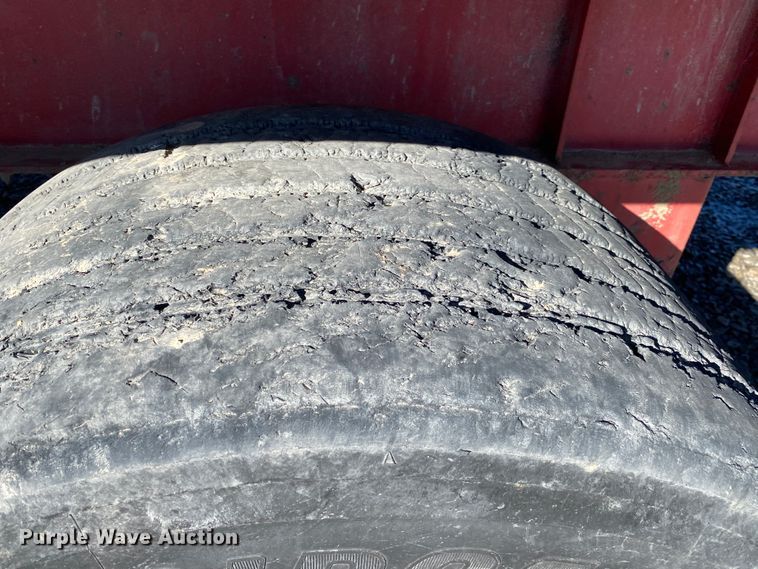 image for item IG9704 2006 Transcraft Eagle NW2  flatbed trailer