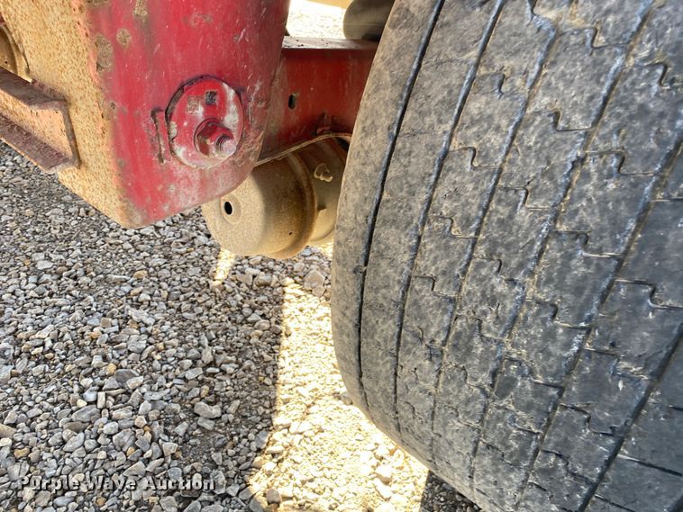 image for item IG9705 2006 Wilson CF-900  flatbed trailer