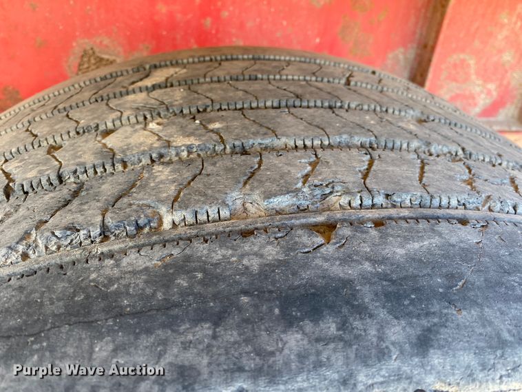 image for item IG9705 2006 Wilson CF-900  flatbed trailer