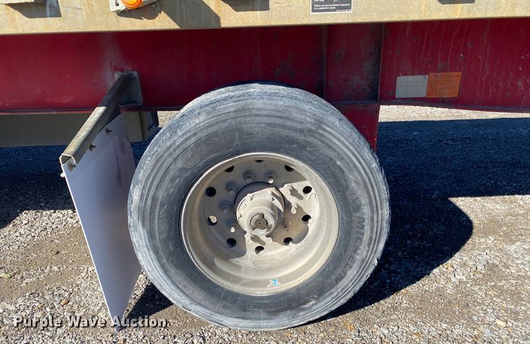 image for item IG9705 2006 Wilson CF-900  flatbed trailer