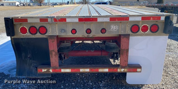 image for item IG9706 2006 Transcraft Eagle NW2  flatbed trailer
