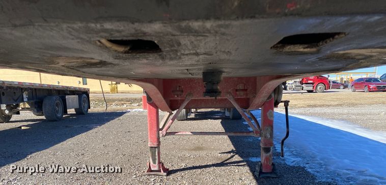 image for item IG9706 2006 Transcraft Eagle NW2  flatbed trailer