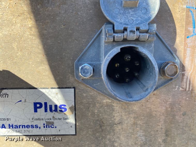 image for item IG9706 2006 Transcraft Eagle NW2  flatbed trailer