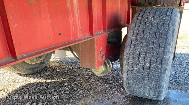 image for item IG9706 2006 Transcraft Eagle NW2  flatbed trailer