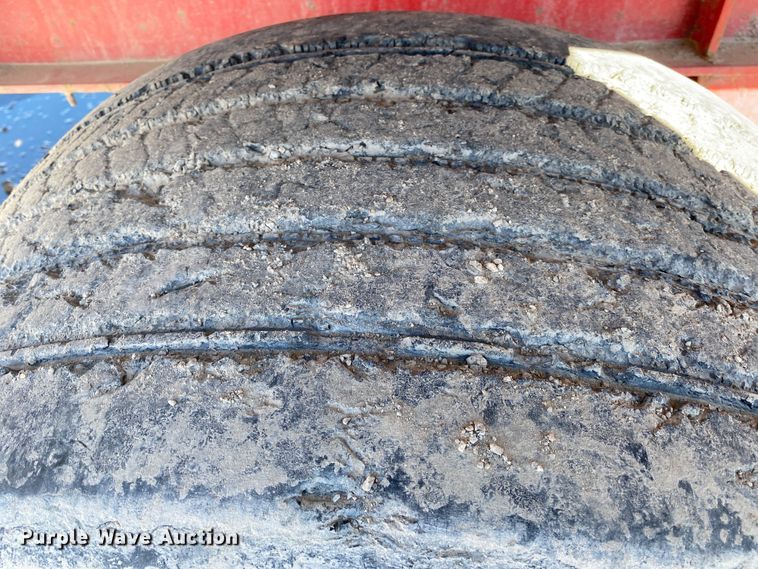 image for item IG9706 2006 Transcraft Eagle NW2  flatbed trailer