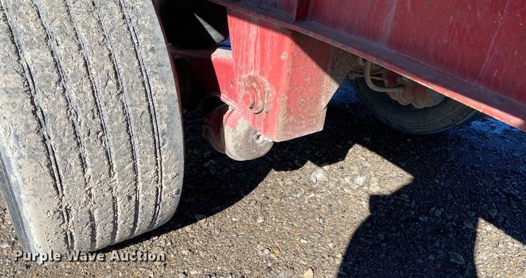 image for item IG9706 2006 Transcraft Eagle NW2  flatbed trailer