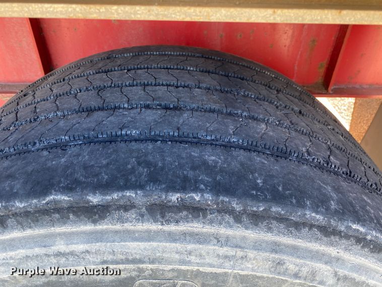 image for item IG9707 2006 Transcraft  flatbed trailer