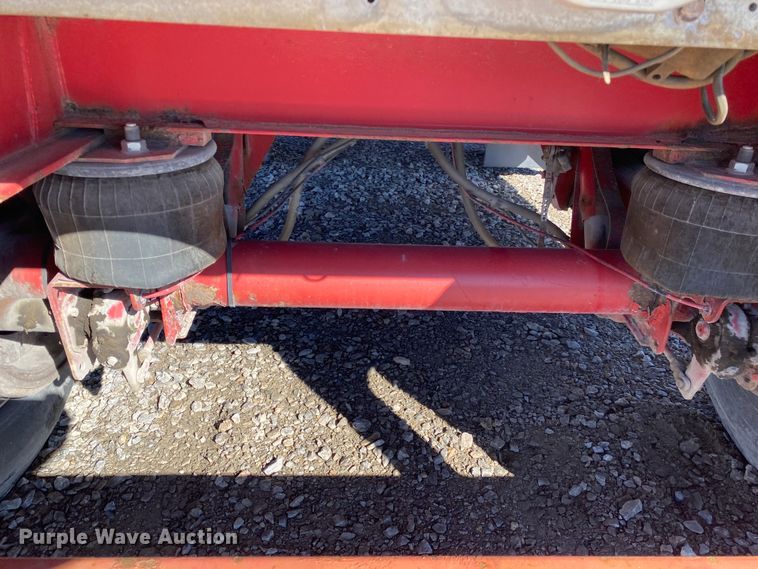 image for item IG9707 2006 Transcraft  flatbed trailer