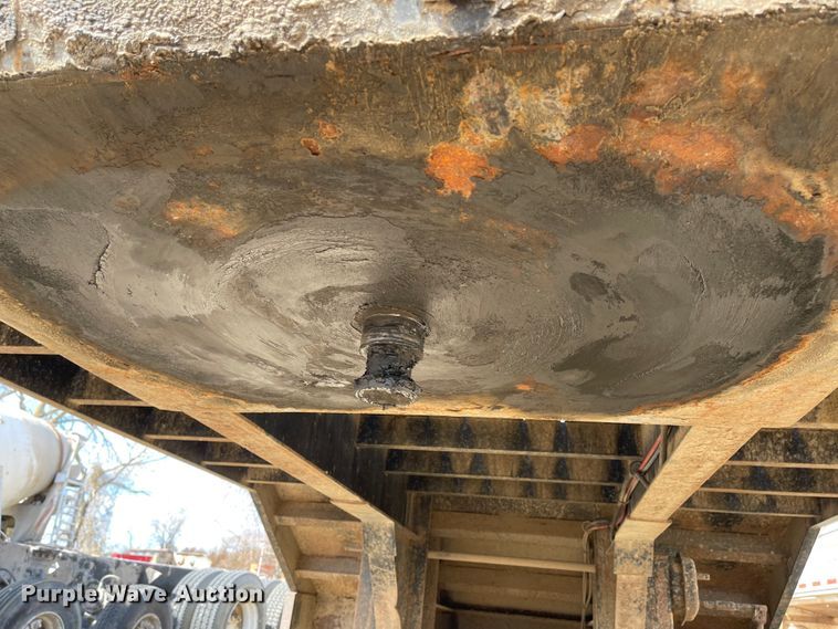 image for item IJ9694 2007 Kaufman  drop deck equipment trailer