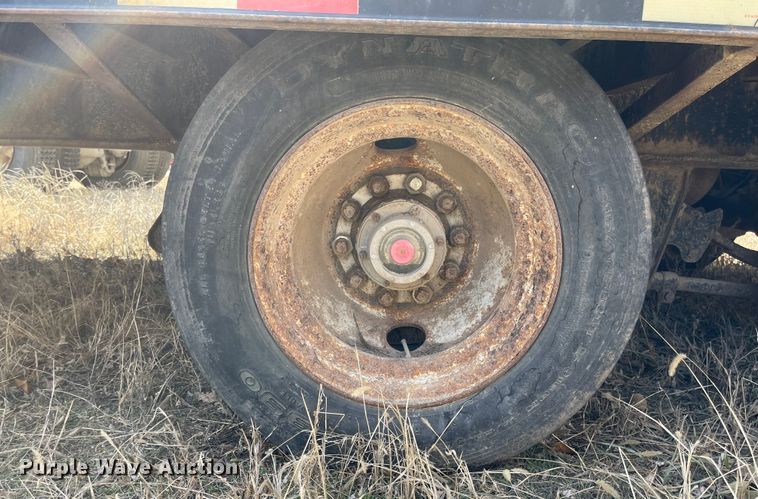 image for item IJ9694 2007 Kaufman  drop deck equipment trailer