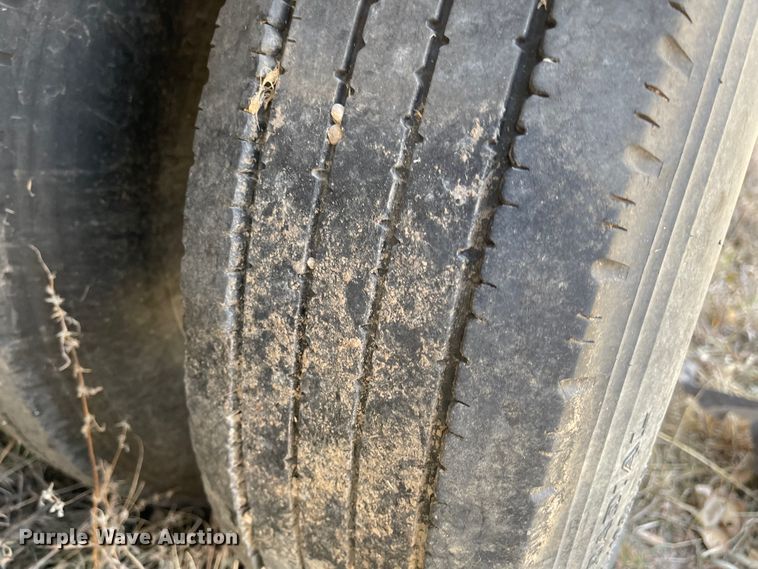 image for item IJ9694 2007 Kaufman  drop deck equipment trailer