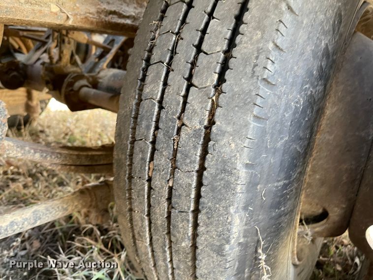 image for item IJ9694 2007 Kaufman  drop deck equipment trailer