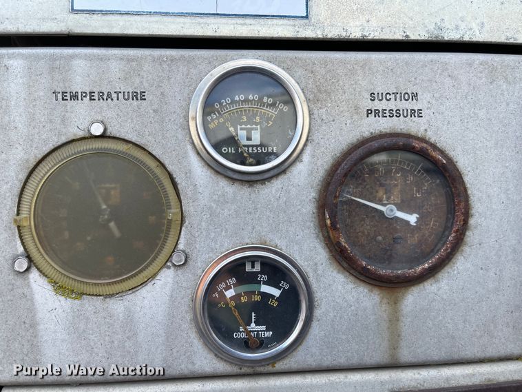 image for item IJ9697 1986 American A355  refrigerated van trailer