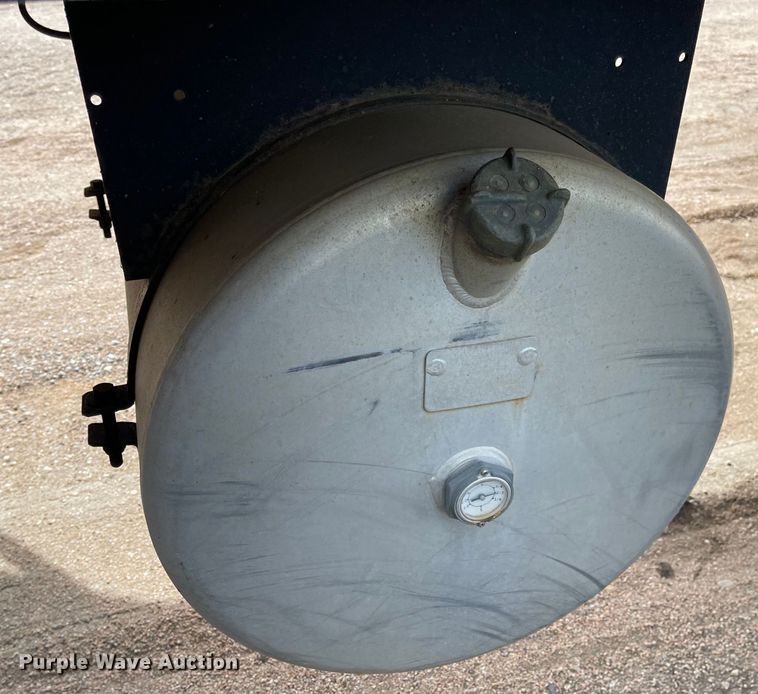 image for item IJ9697 1986 American A355  refrigerated van trailer