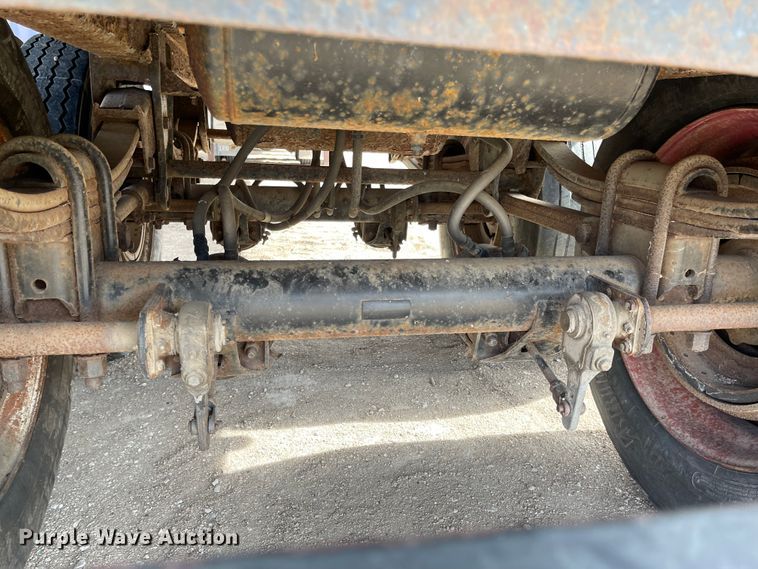 image for item IJ9697 1986 American A355  refrigerated van trailer