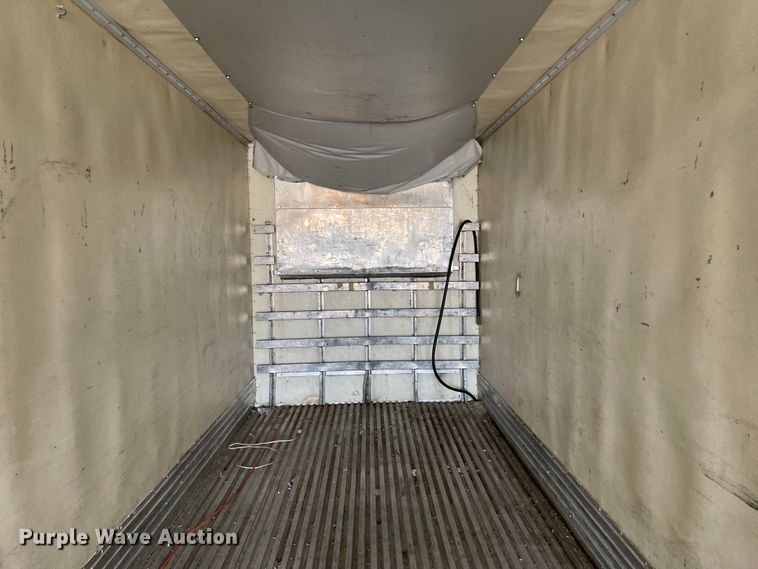 image for item IJ9697 1986 American A355  refrigerated van trailer