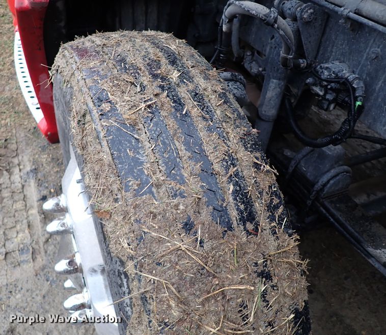 image for item IS9315 2014 Kenworth T660  semi truck