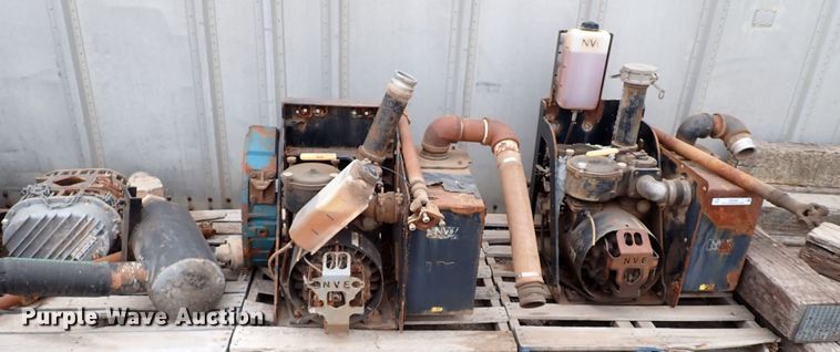 image for item IS9399 (4) vacuum pumps