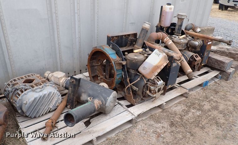 image for item IS9399 (4) vacuum pumps