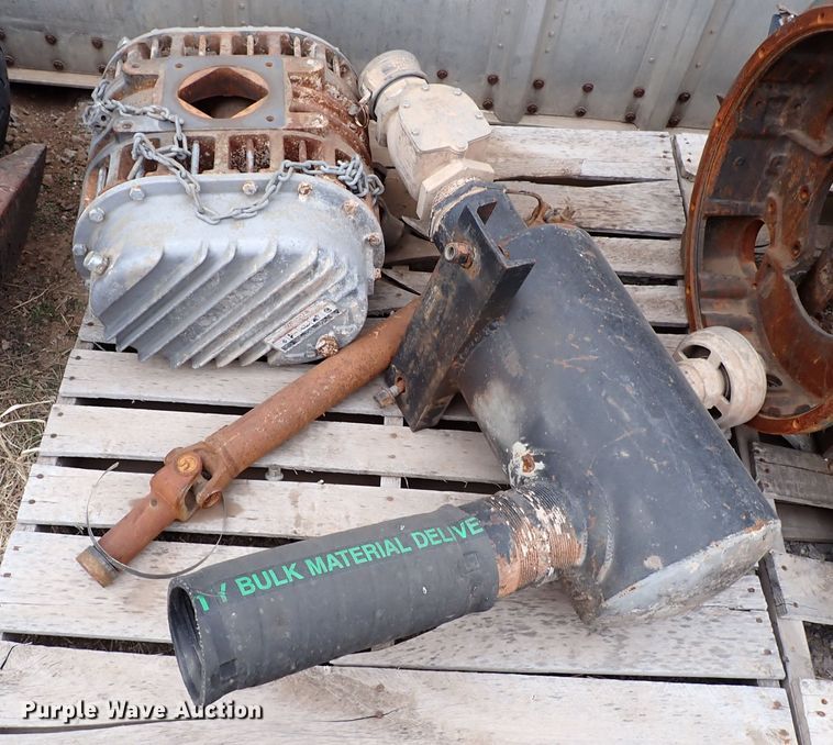 image for item IS9399 (4) vacuum pumps