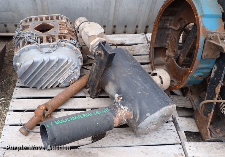 image for item IS9399 (4) vacuum pumps