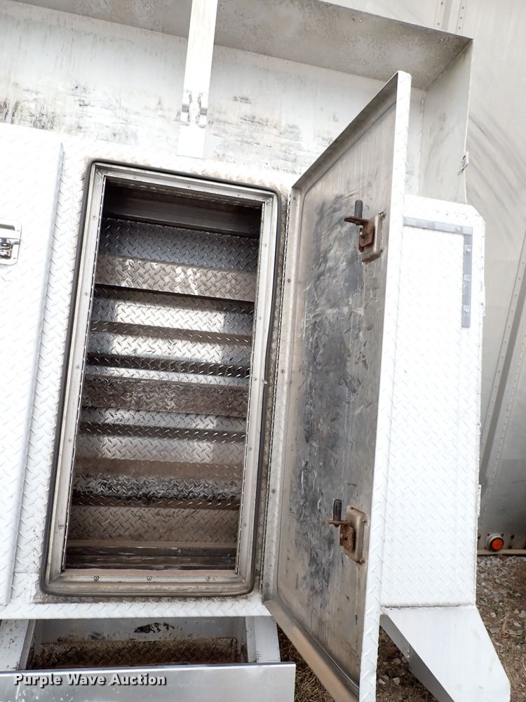 image for item IS9400 Semi truck headache rack