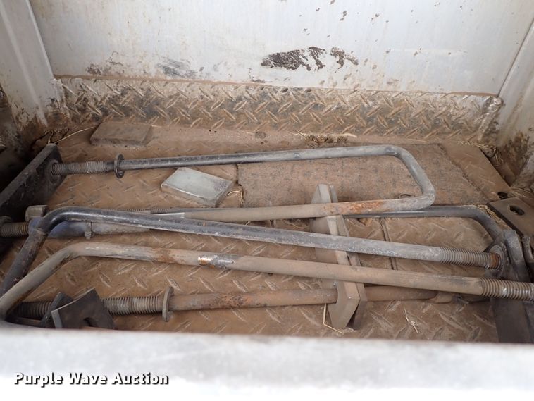 image for item IS9400 Semi truck headache rack