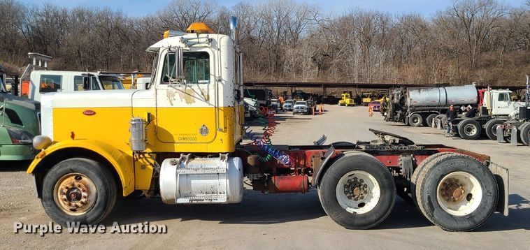 image for item JG9246 1984 Peterbilt 359  semi truck