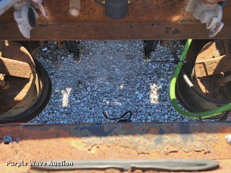 image for item JP9038 2007 XL 70MFG  lowboy equipment trailer