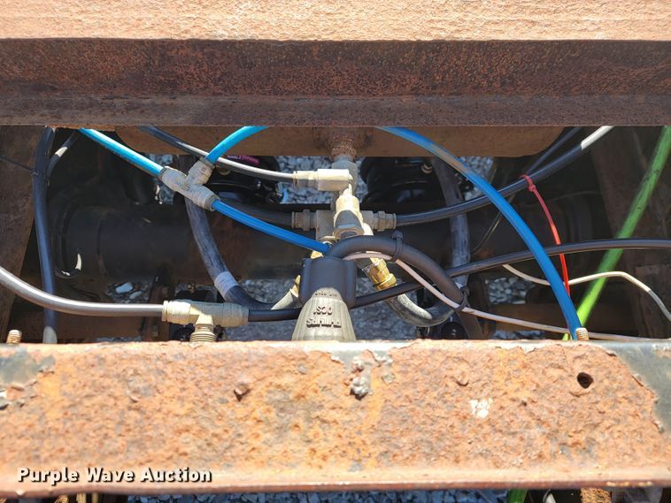 image for item JP9038 2007 XL 70MFG  lowboy equipment trailer