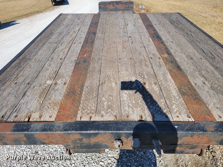 image for item JP9038 2007 XL 70MFG  lowboy equipment trailer