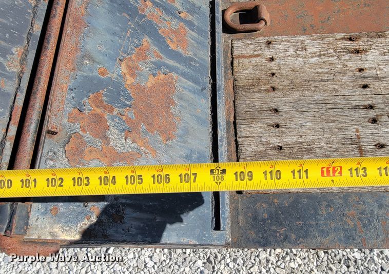 image for item JP9038 2007 XL 70MFG  lowboy equipment trailer