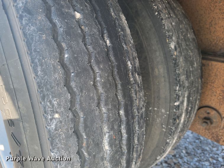 image for item JP9038 2007 XL 70MFG  lowboy equipment trailer