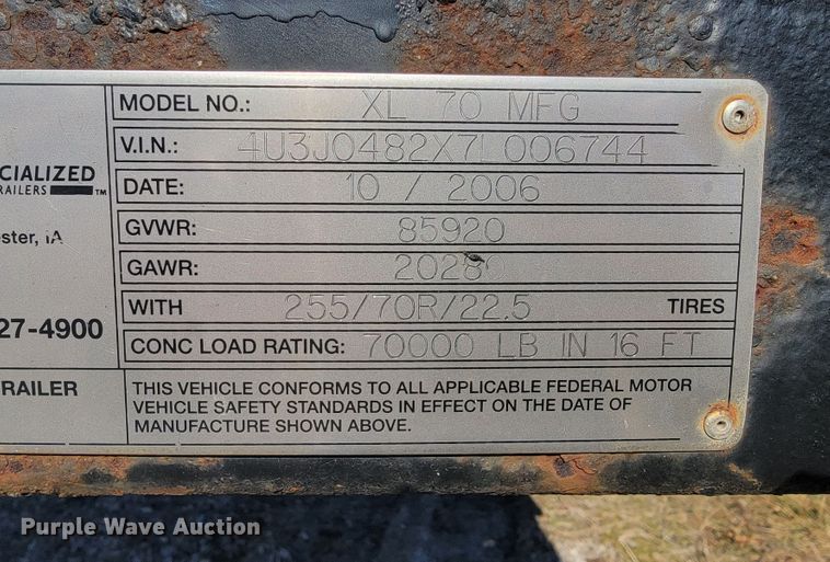 image for item JP9038 2007 XL 70MFG  lowboy equipment trailer