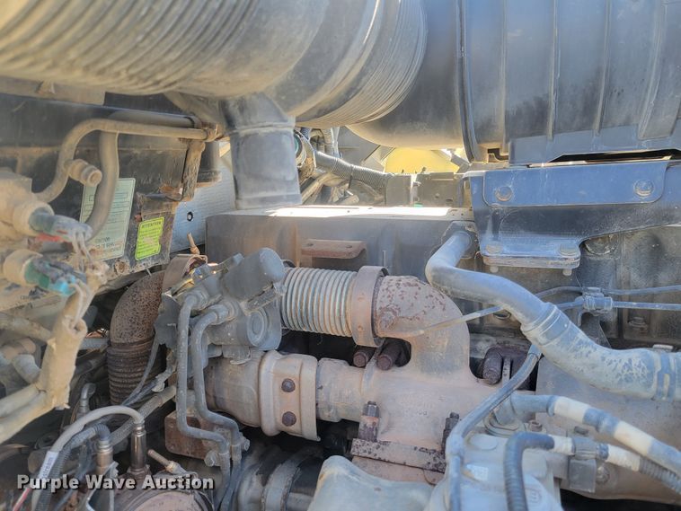 image for item KH9807 2012 Kenworth T800  semi truck