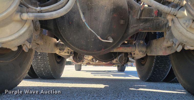 image for item KH9807 2012 Kenworth T800  semi truck