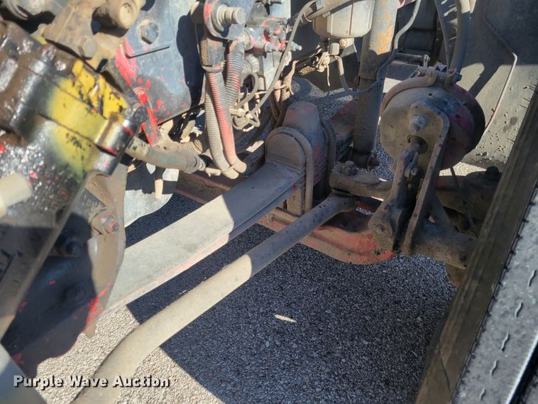 image for item KH9807 2012 Kenworth T800  semi truck