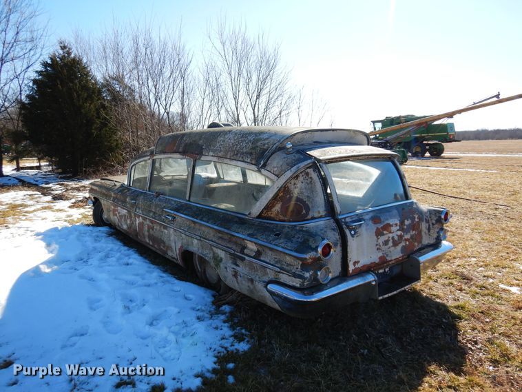 image for item DF0036 1960 Pontiac Bonneville  ambulance