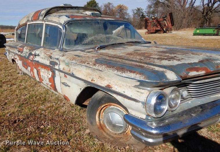 image for item DF0036 1960 Pontiac Bonneville  ambulance