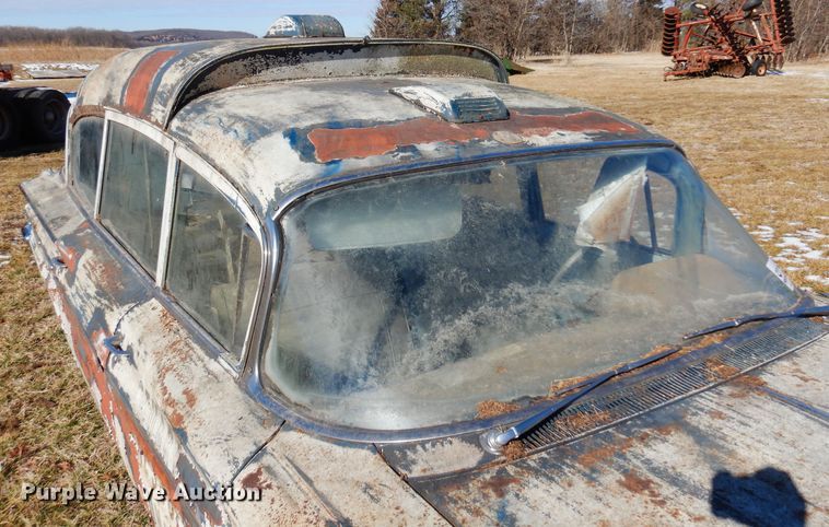 image for item DF0036 1960 Pontiac Bonneville  ambulance