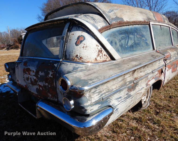 image for item DF0036 1960 Pontiac Bonneville  ambulance