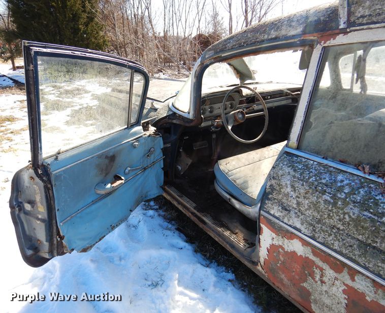 image for item DF0036 1960 Pontiac Bonneville  ambulance