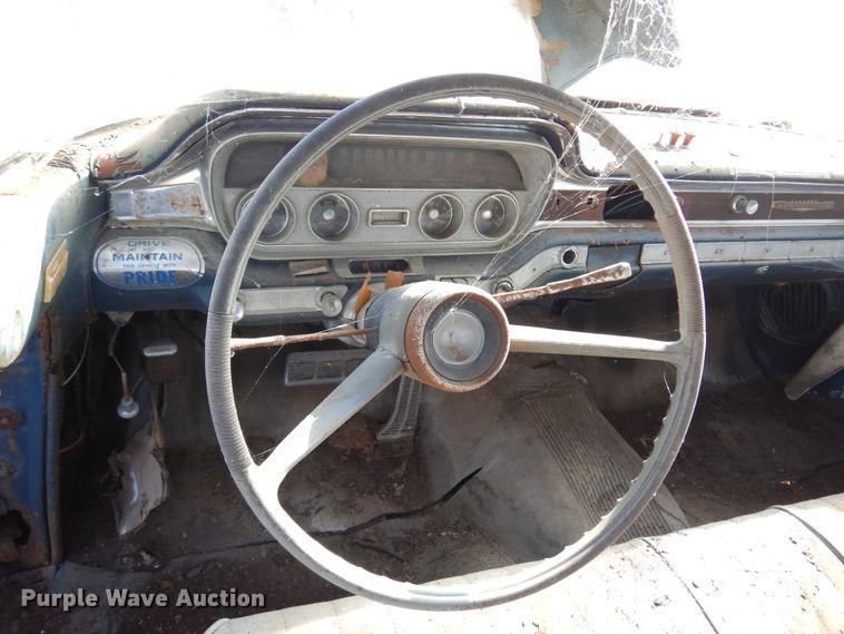 image for item DF0036 1960 Pontiac Bonneville  ambulance