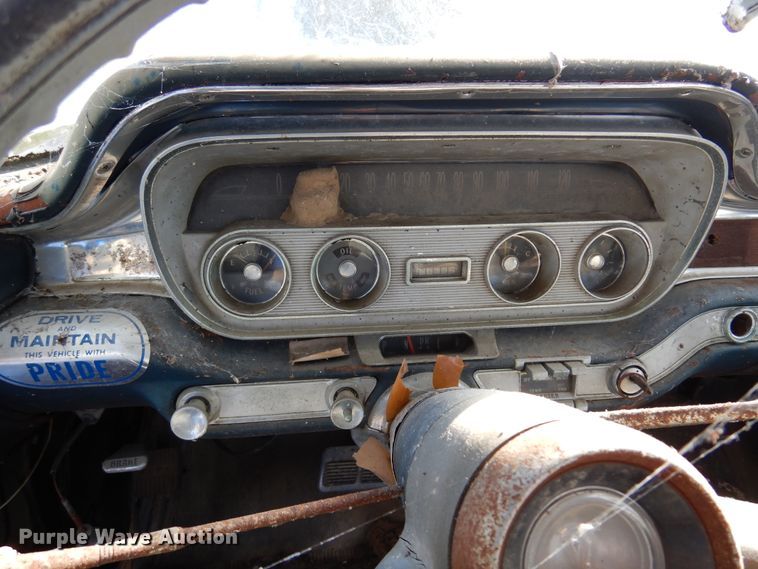 image for item DF0036 1960 Pontiac Bonneville  ambulance