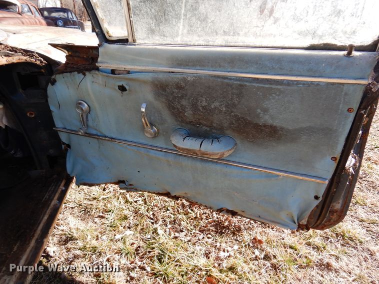 image for item DF0036 1960 Pontiac Bonneville  ambulance